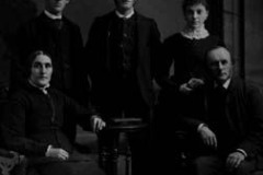 Charles-Billings-Family-Left-to-right-Maria-Murray-Billings-Charles-Murray-Billings-Hugh-Braddish-Billings-the-First-Lamira-Jane-Billings-and-Charles-Billings-1878