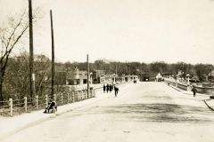 Eastview-over-the-Cummings-Bridge-1927