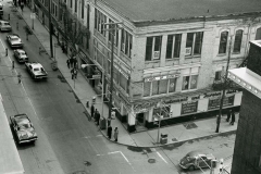 Embassy-Restaurant-and-Tavern-located-on-the-southwest-corner-of-Bank-and-Sparks-street-1970